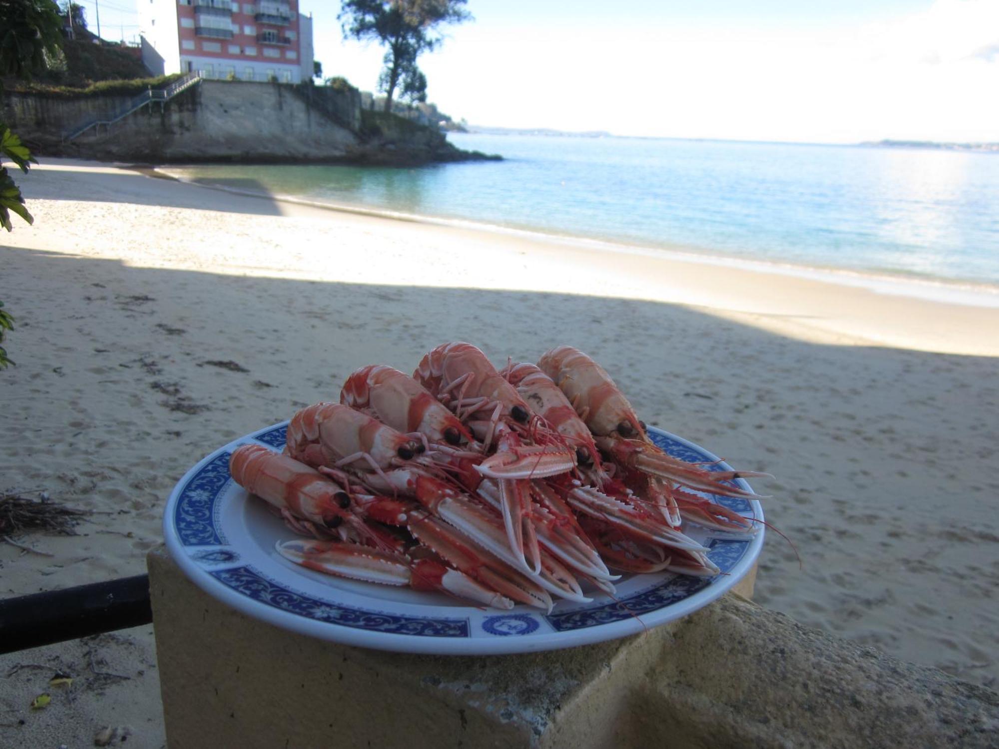 Hotel Restaurante Loureiro Bueu Buitenkant foto