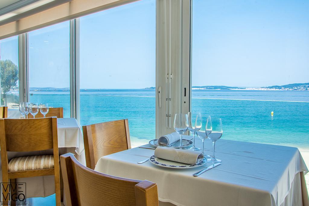 Hotel Restaurante Loureiro Bueu Buitenkant foto