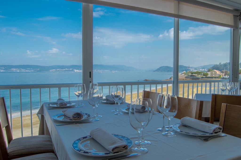 Hotel Restaurante Loureiro Bueu Buitenkant foto