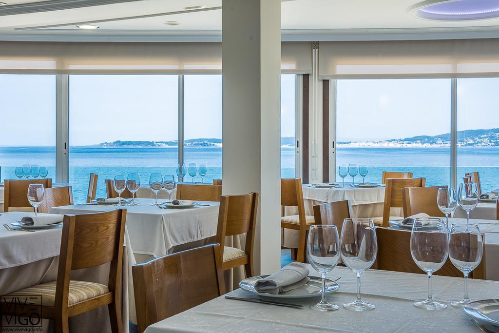 Hotel Restaurante Loureiro Bueu Buitenkant foto