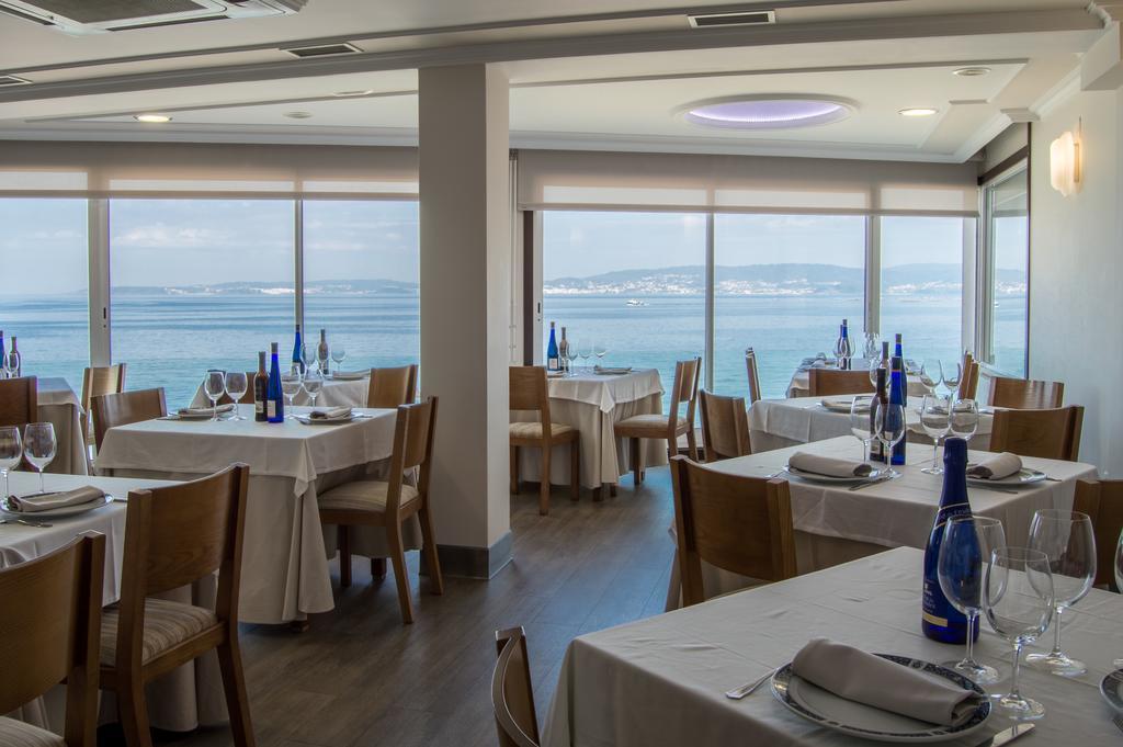 Hotel Restaurante Loureiro Bueu Buitenkant foto