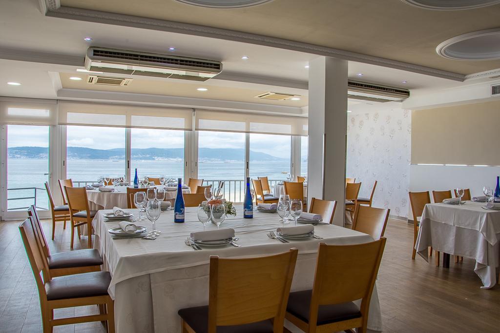 Hotel Restaurante Loureiro Bueu Buitenkant foto